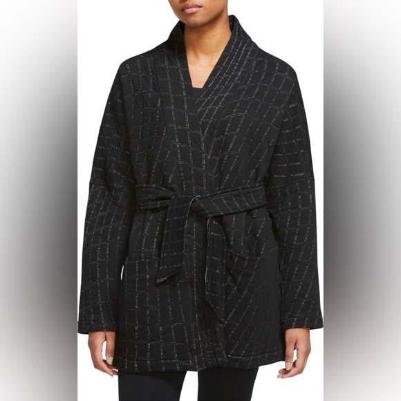 NWT Nike Yoga Therma-Fit Luxe Cozy Belted Fleece Wrap Jacquard